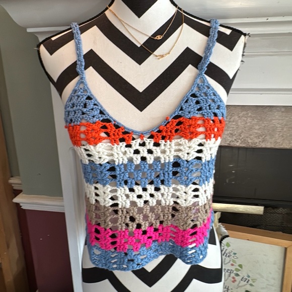 Cute crochet festival tank size medium - Picture 1 of 4